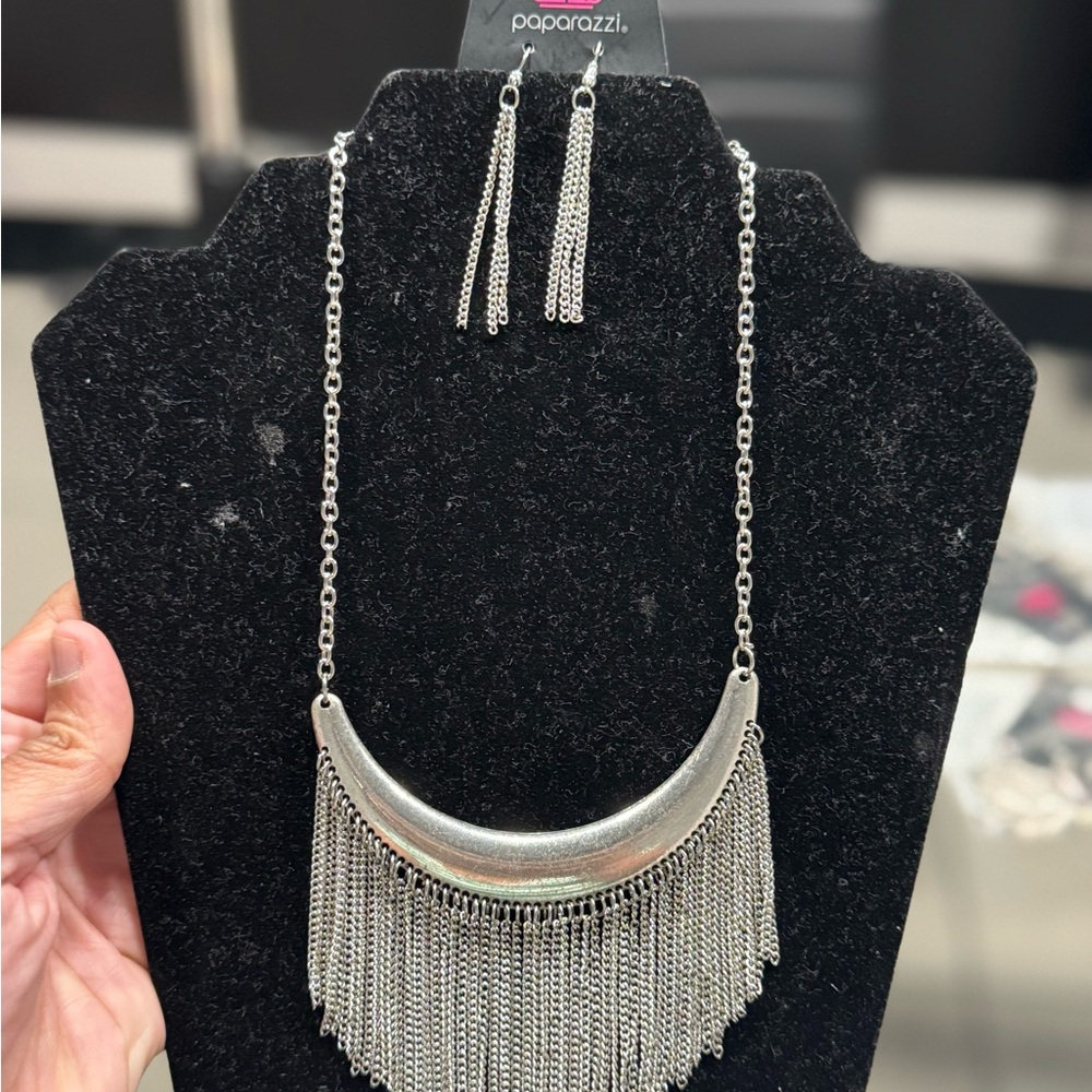 Paparazzi Silver Necklace and Earring Set